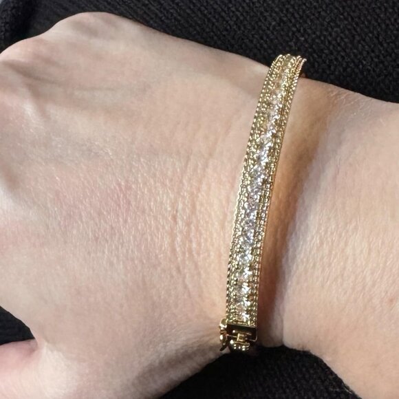 Neiman Marcus 14k Gold Plated Chunky Bangle Bracelet - Picture 1 of 5